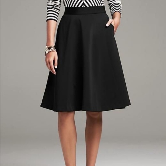 NEW Banana Republic | A-Line Ponte Midi Skirt | Black | Women's Size 6 - Picture 1 of 15